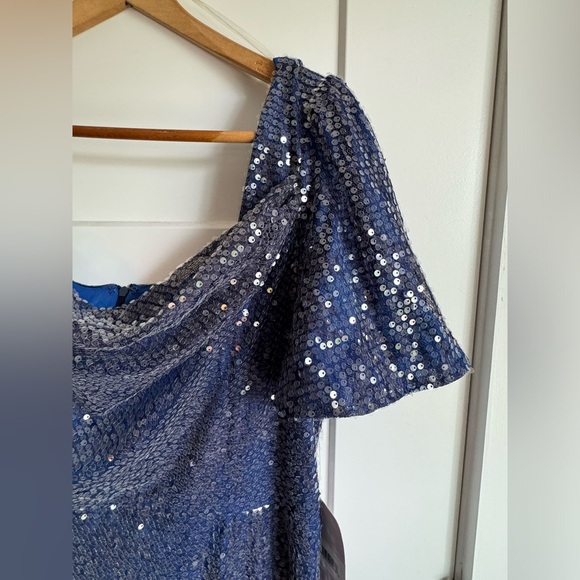 JS Collections Sequin Dress 14 - Picture 15 of 16